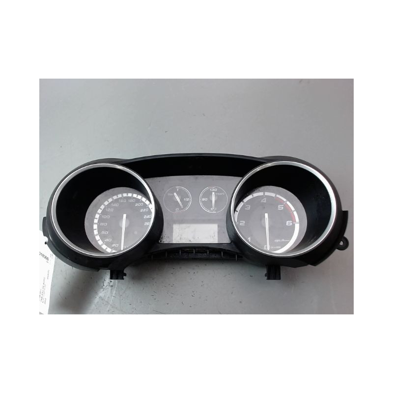 BLOC COMPTEURS ALFA ROMEO GUILIETTA 2010-