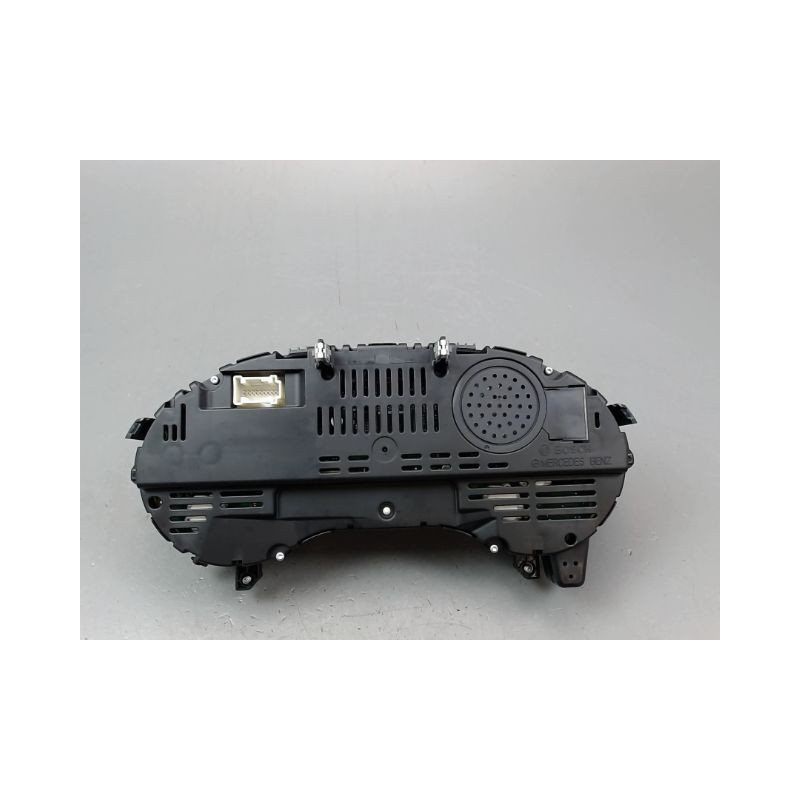 BLOC COMPTEURS MERCEDES CLASSE A 2004-