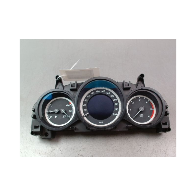 BLOC COMPTEURS MERCEDES CLASSE C 2007-