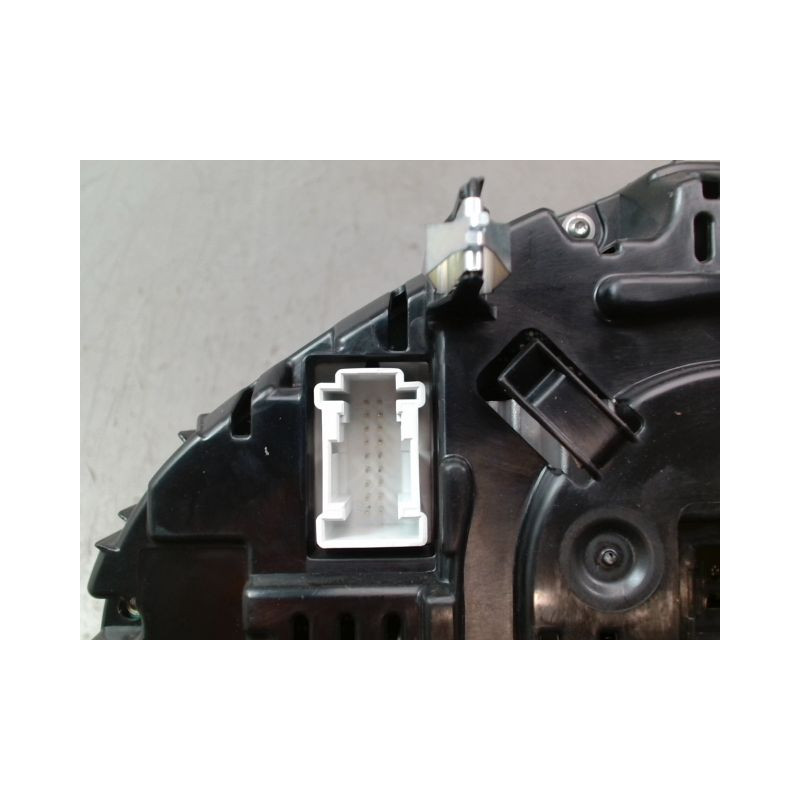 BLOC COMPTEURS MERCEDES CLASSE C 2007-