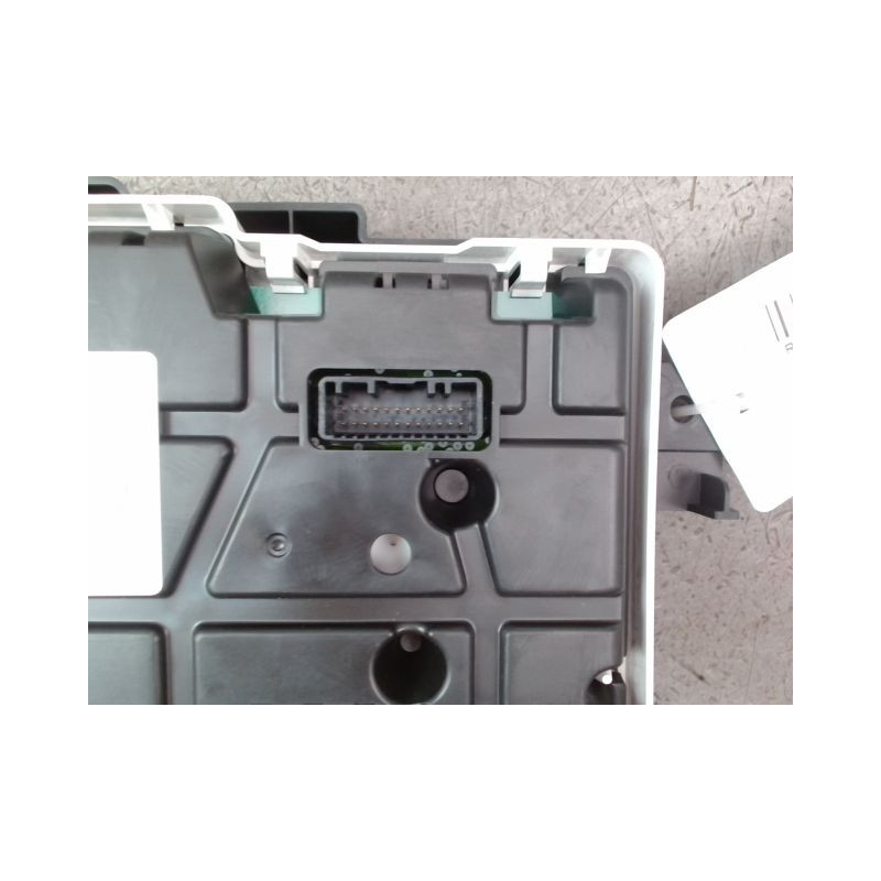 BLOC COMPTEURS RENAULT TRAFIC