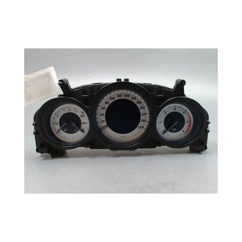 BLOC COMPTEURS MERCEDES CLASSE C 2007-