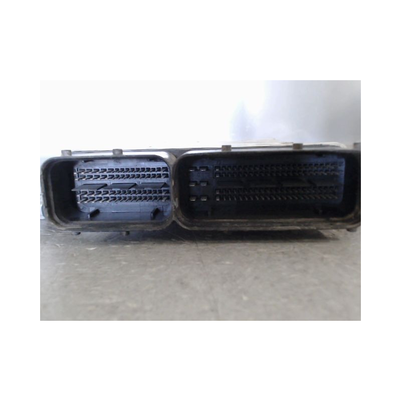 CALCULATEUR MOTEUR OPEL ZAFIRA