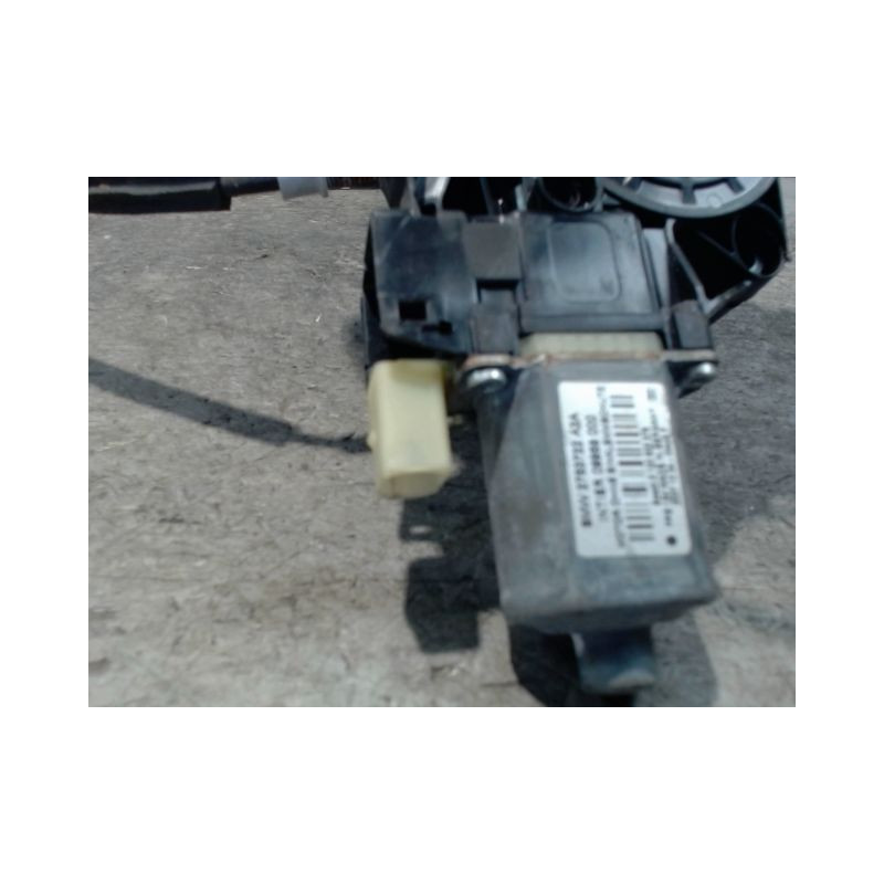 MECANISME+MOTEUR LEVE-GLACE AVANT DROIT MINI MINI 2006-