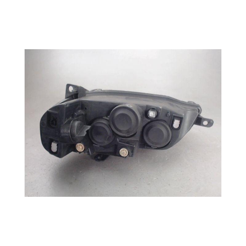 PHARE DROIT FIAT PUNTO