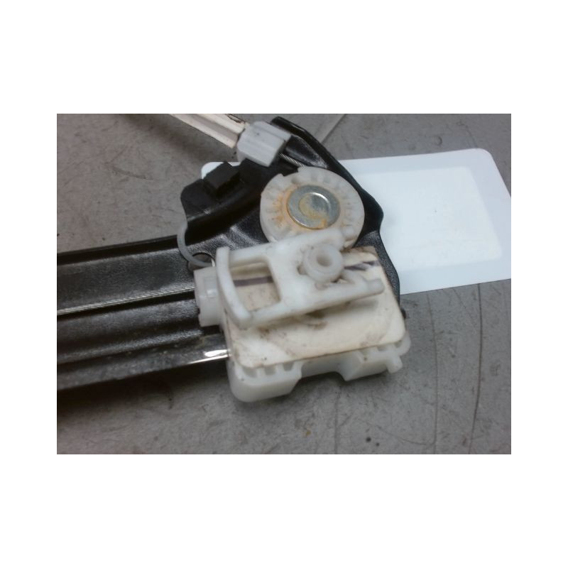 MECANISME+MOTEUR LEVE-GLACE AVANT GAUCHE PEUGEOT 308