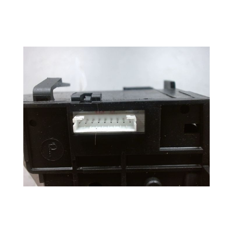 COMMANDE CLIGNOTANT RENAULT SCENIC II PH.2 06-09