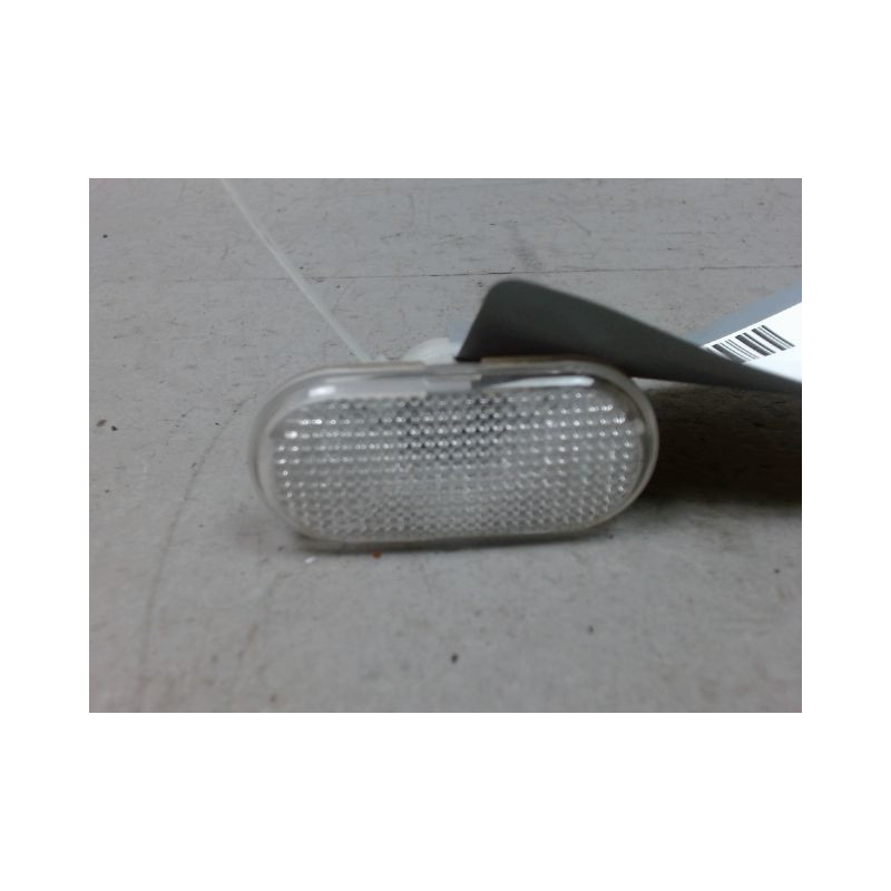 REPETITEUR AILE GAUCHE DACIA LODGY