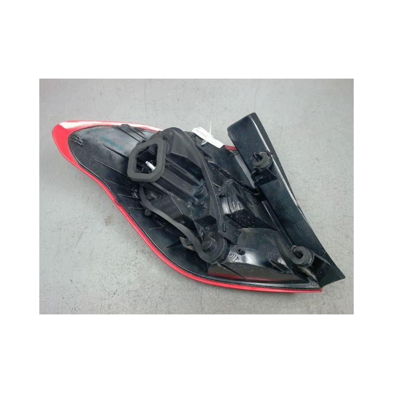 FEU ARRIERE DROIT CITROEN C4 2010-