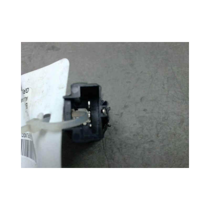 ALLUME CIGARE CITROEN BERLINGO
