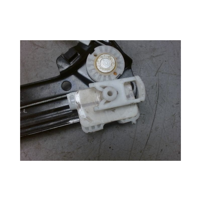 MECANISME+MOTEUR LEVE-GLACE AVANT GAUCHE PEUGEOT 308