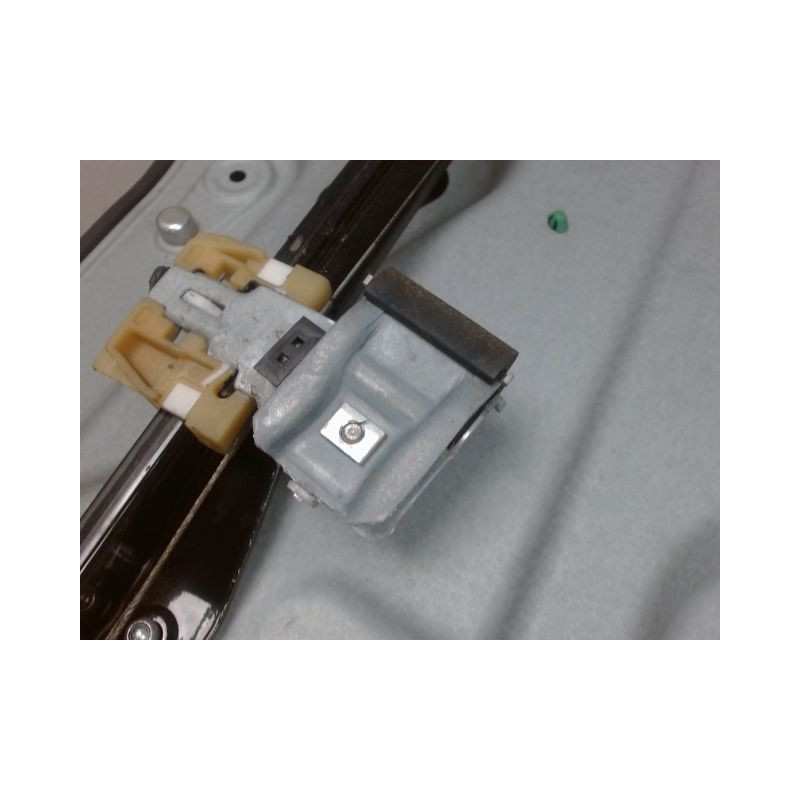 MECANISME+MOTEUR LEVE-GLACE AVANT DROIT VOLKSWAGEN TOURAN