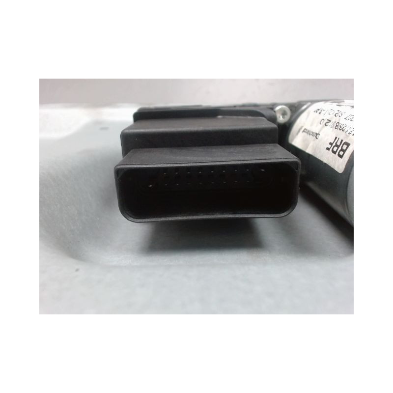 MECANISME+MOTEUR LEVE-GLACE ARRIERE DROIT VOLKSWAGEN TOURAN