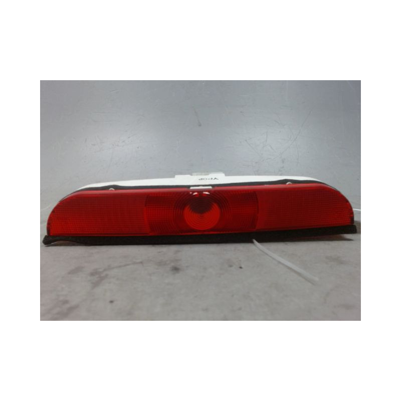 FEUX STOP SUPPLEMENTAIRE MAZDA 3