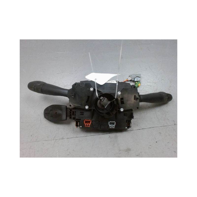 BLOC COMMODOS PEUGEOT 207