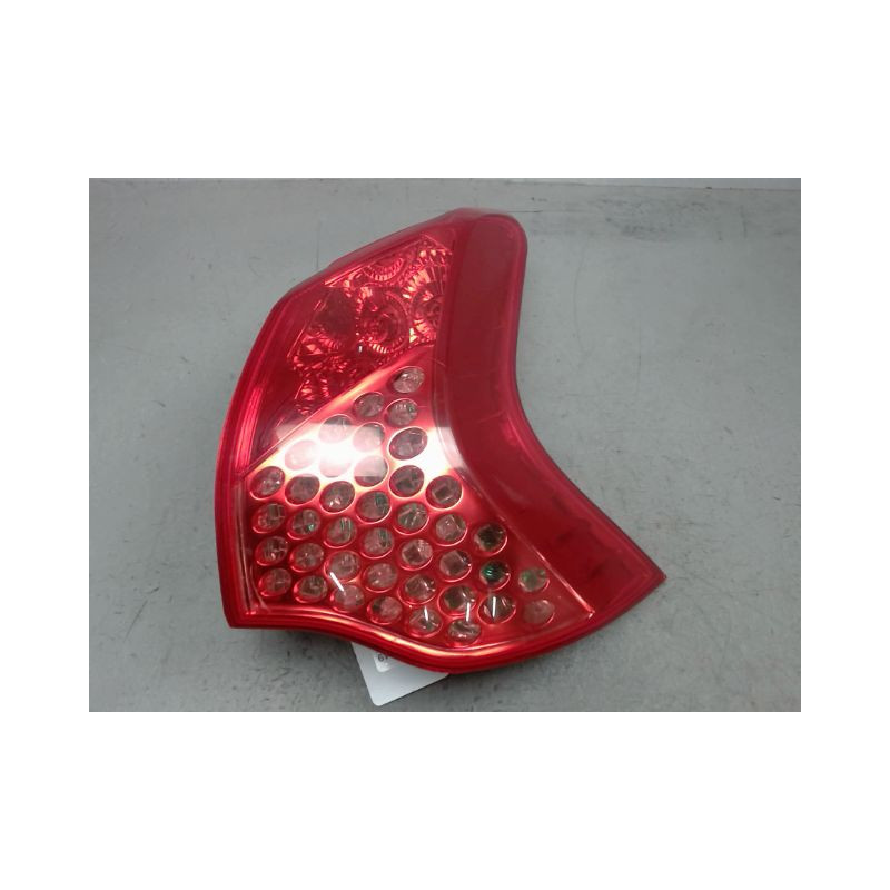 FEU ARRIERE DROIT PEUGEOT 3008 2009-