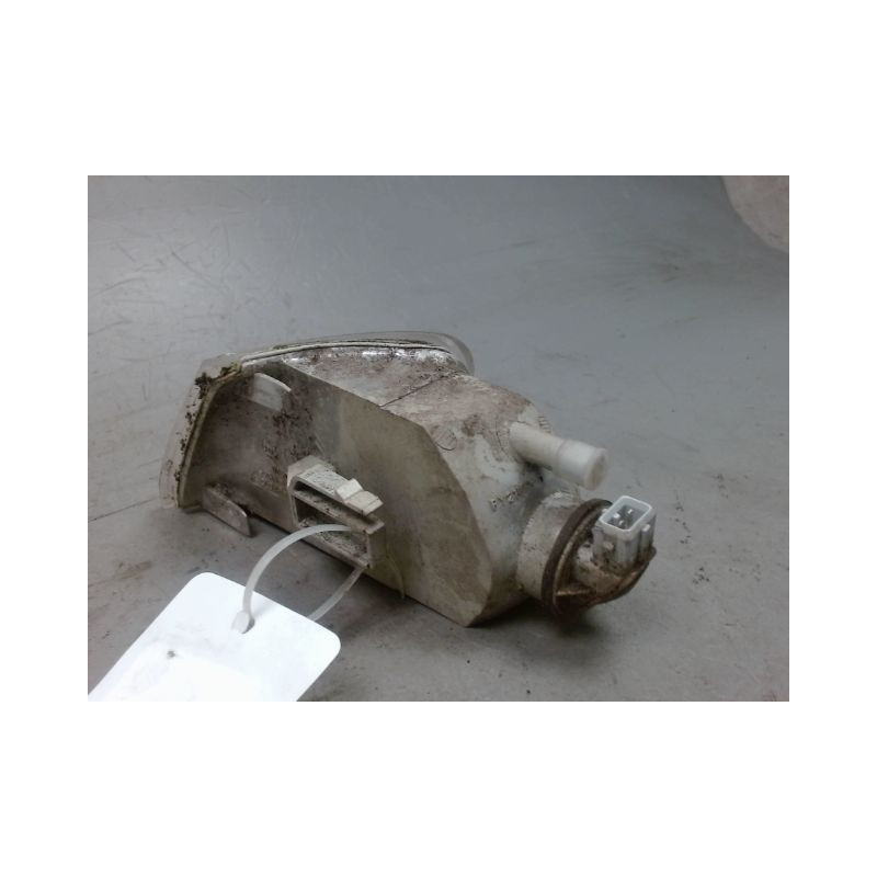 CLIGNOTANT DROIT CITROEN XANTIA -98