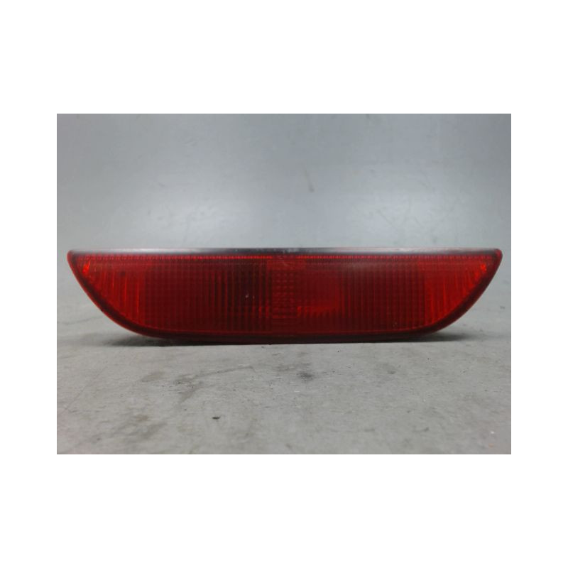 FEU BROUILLARD CENTRAL ARRIERE NISSAN NOTE
