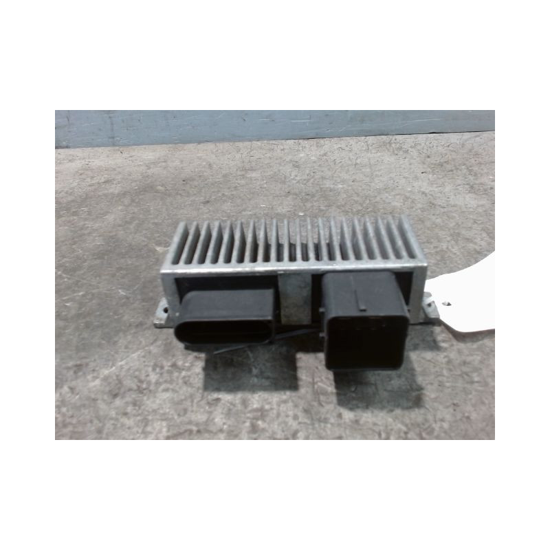 BOITIER DE PRECHAUFFAGE RENAULT MEGANE III 2008-