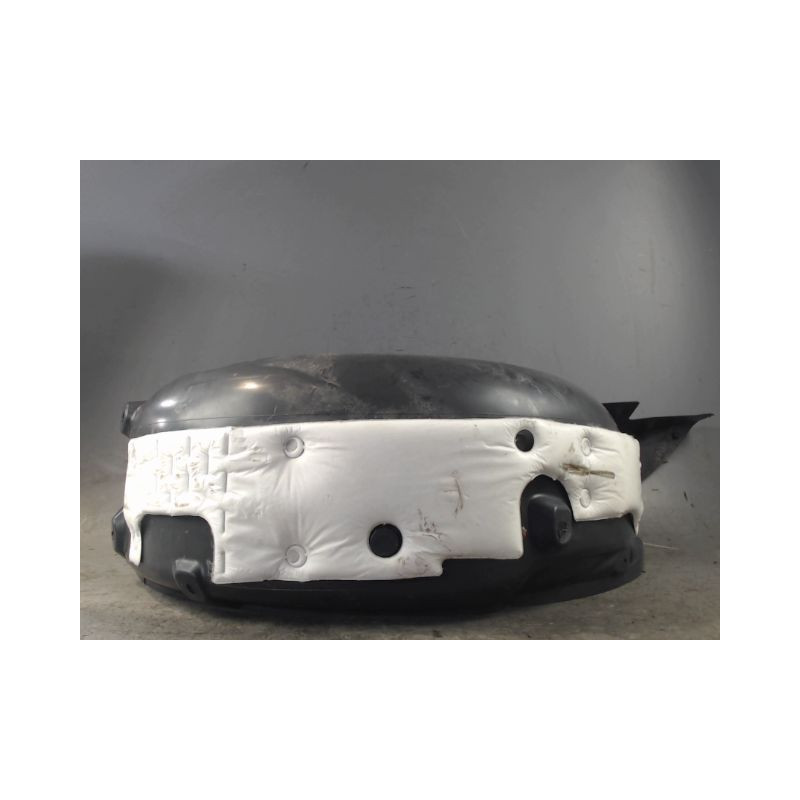 PARE-BOUE ARRIERE GAUCHE RENAULT MEGANE III 2008-