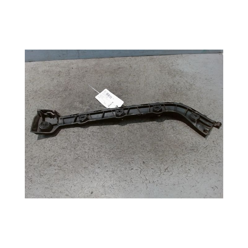 SUPPORT PARE-CHOC ARG SKODA OCTAVIA 2008-