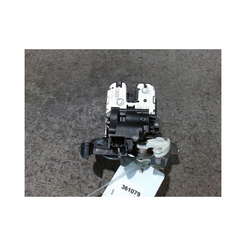 SERRURE HAYON  SKODA OCTAVIA 2008-