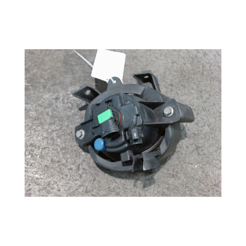 PHARE ANTIBROUILLARD AVANT GAUCHE NISSAN QHASQAI 2007-