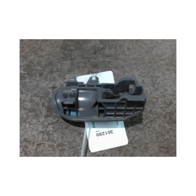 POIGNEE INTERIEURE PORTE AVANT GAUCHE CITROEN C1 5P