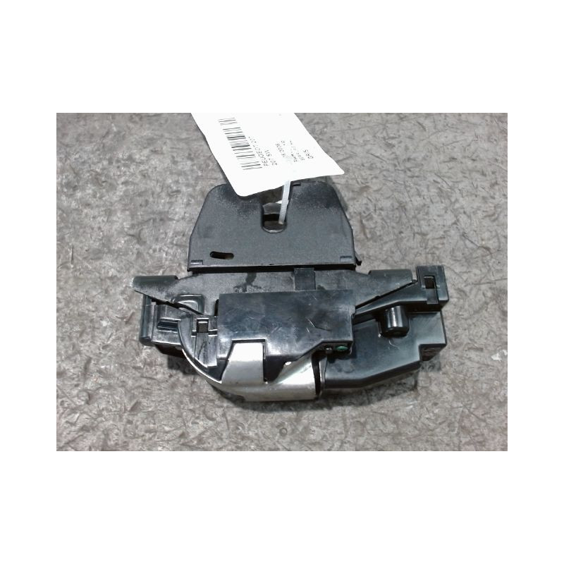 SERRURE HAYON  PEUGEOT 207 SW