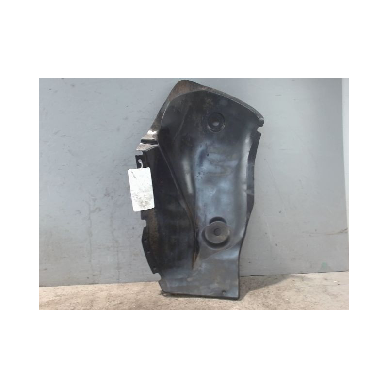 PARE-BOUE ARRIERE DROIT DACIA SANDERO 2008-
