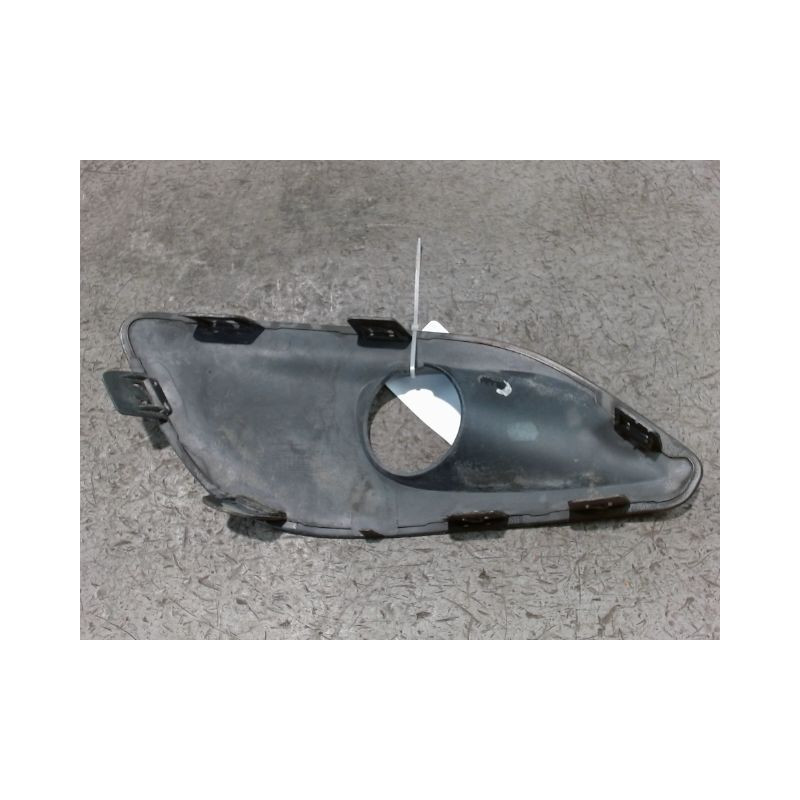 OBTURATEUR PHARE ADDITIONNEL PARE-CHOC AVG PEUGEOT 308 SW 2008-