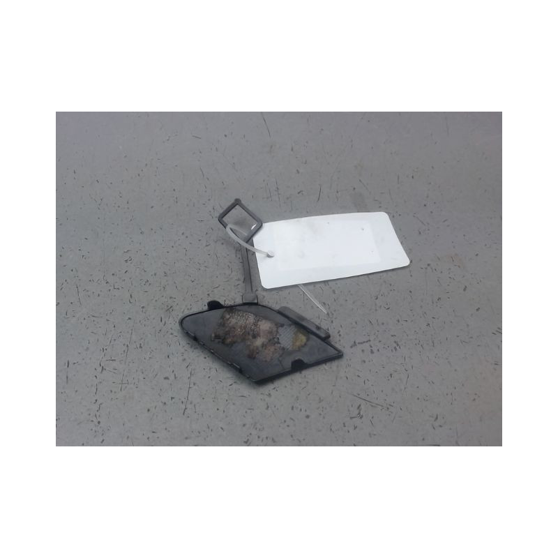 OBTURATEUR COUVRE CROCHET DE BOUCLIER AV PEUGEOT 208 2012-...