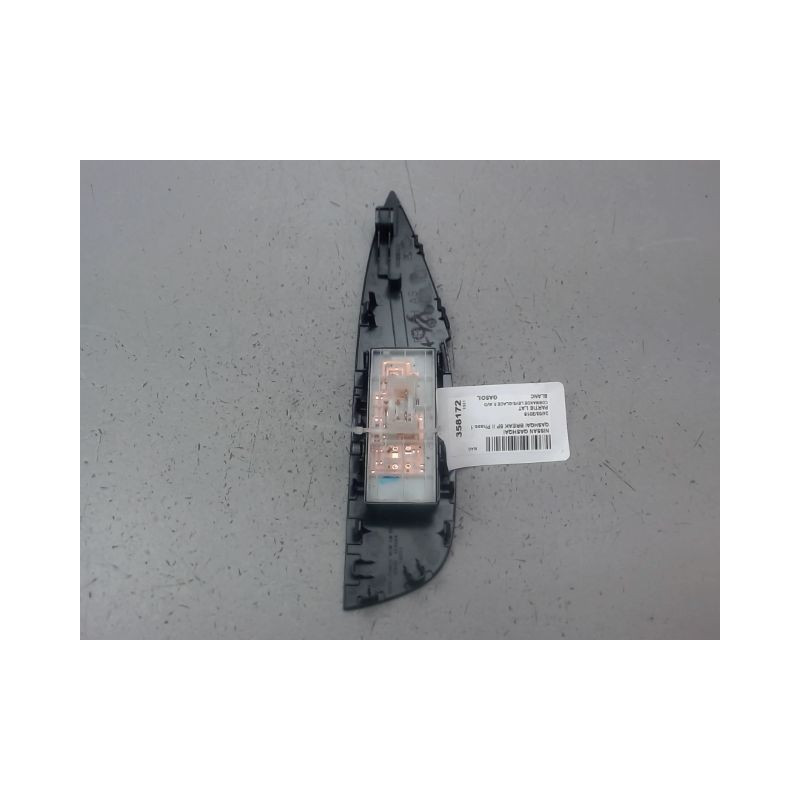COMMANDE LEVE-GLACE PORTE AVD NISSAN QASHQAI BREAK II Phase 1 2014-...