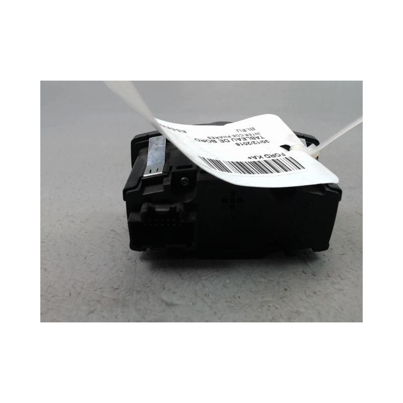 INTERIEUR COMMANDE PHARES FORD KA+