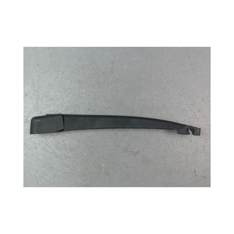 BRAS ESSUIE-GLACE ARRIERE FORD FIESTA 2010-
