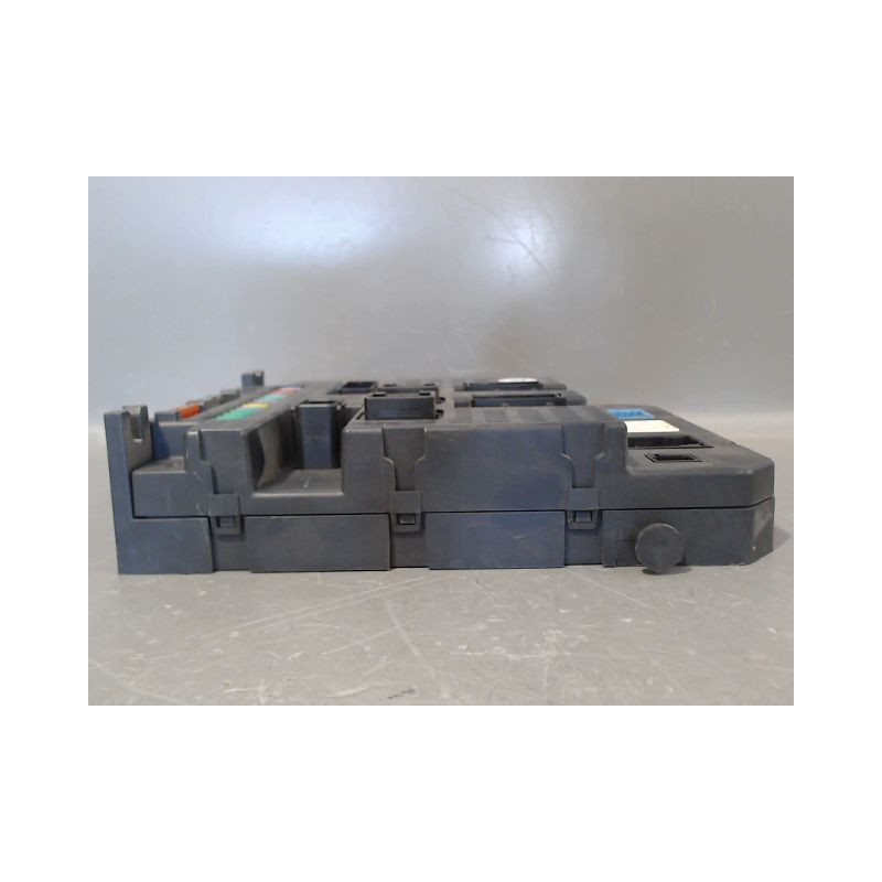 BOITIER GESTION HABITACLE PEUGEOT 207