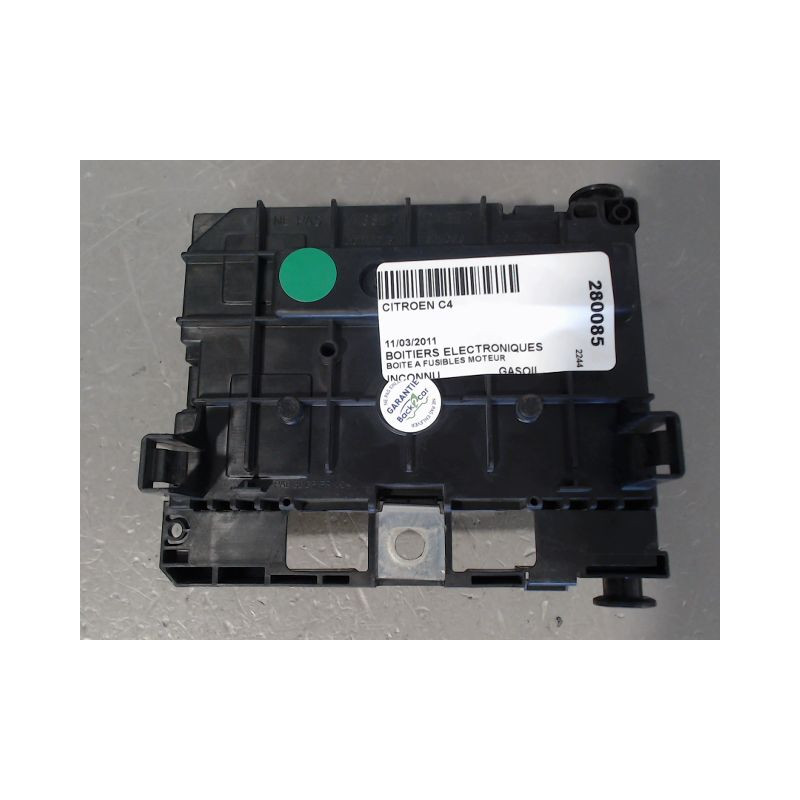 BOITE A FUSIBLES CITROEN C4