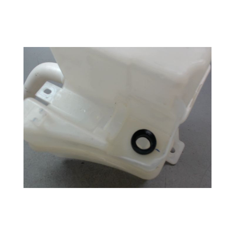 RESERVOIR LAVE-GLACE AVANT M.G. ZS
