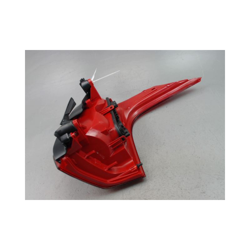 FEU ARRIERE GAUCHE  PEUGEOT 5008 MONOSP. I Phase 1 2009-2013
