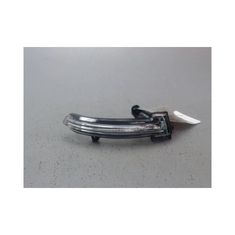 REPETITEUR RETROVISEUR GAUCHE RENAULT CLIO
