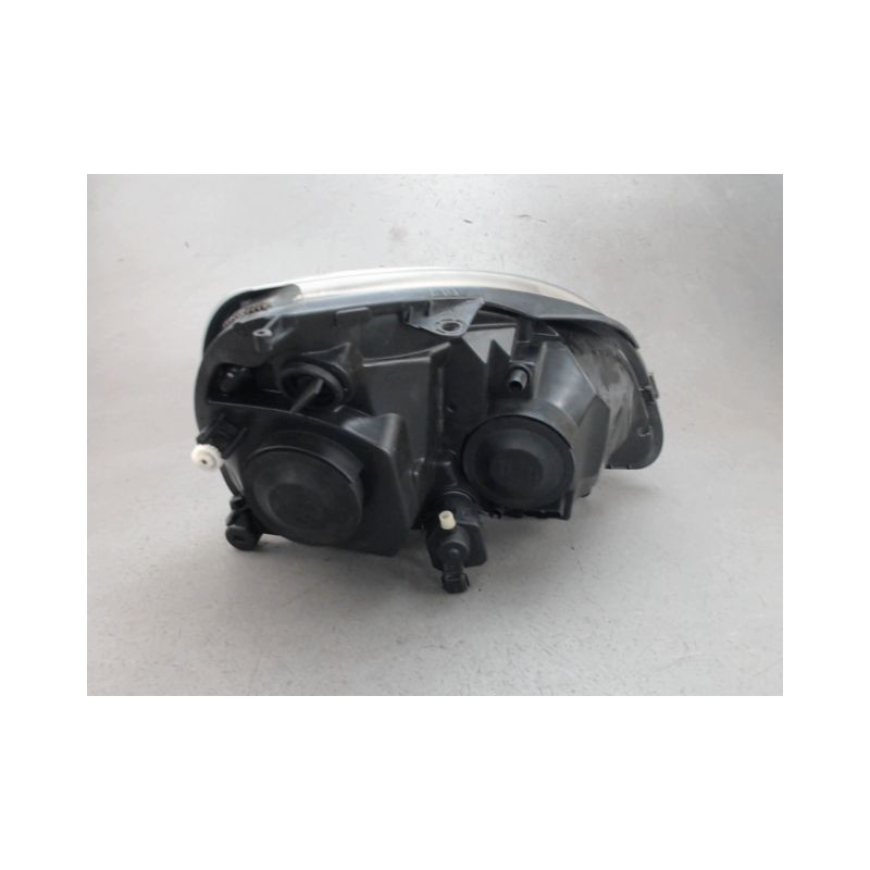 PHARE DROIT RENAULT CLIO