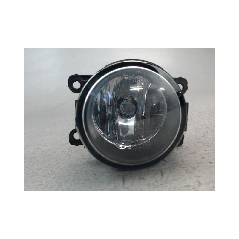 PHARE ANTIBROUILLARD AVANT DROIT RENAULT TWINGO