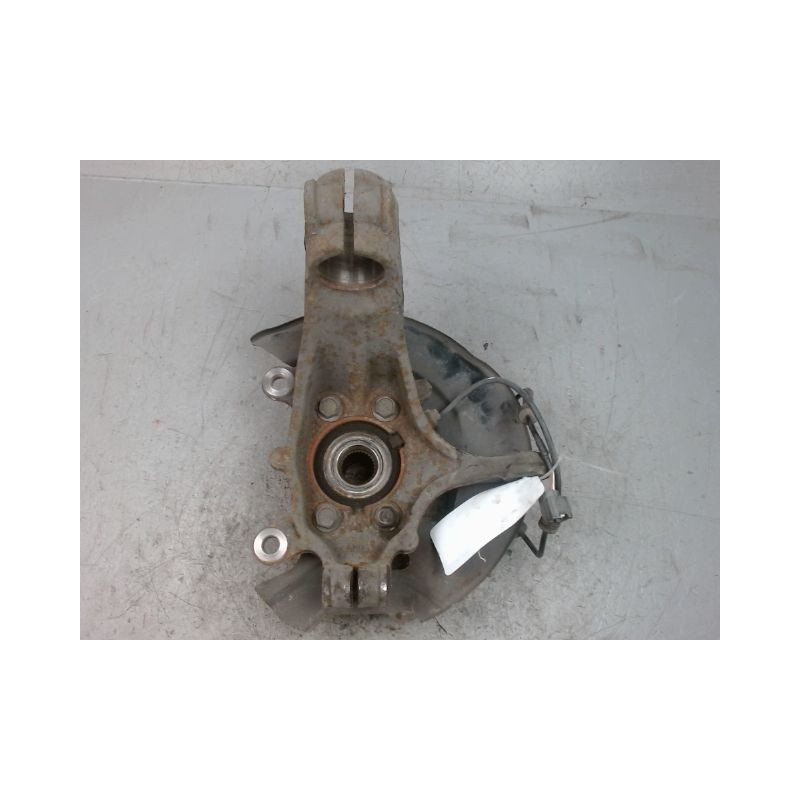 PIVOT AVANT DROIT NISSAN X-TRAIL
