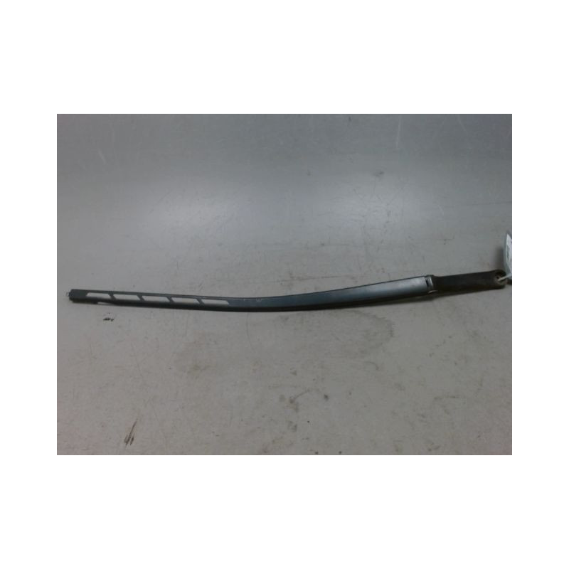 BRAS ESSUIE-GLACE AVANT DROIT AUDI A3 2003-