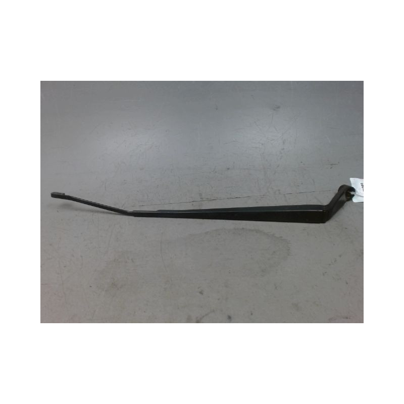 BRAS ESSUIE-GLACE AVANT DROIT TOYOTA AVENSIS 2003-