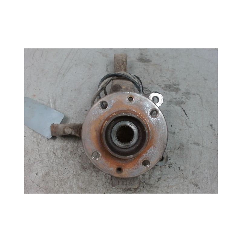 PIVOT AVANT DROIT NISSAN NOTE