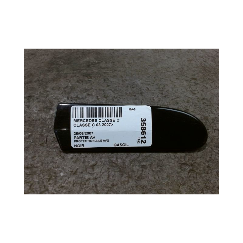 PROTECTION AILE AVANT GAUCHE MERCEDES CLASSE C 2007-
