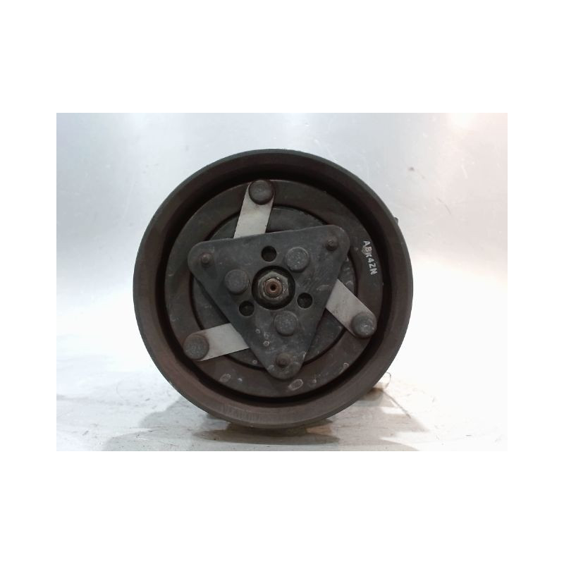 COMPRESSEUR AIR CONDITIONNE NISSAN MICRA