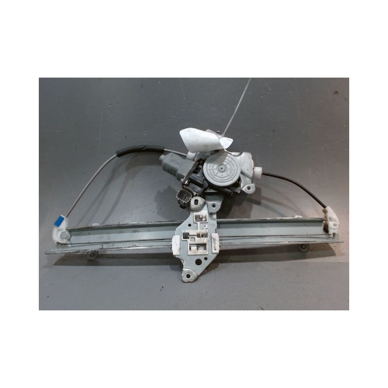MECANISME+MOTEUR LEVE-GLACE AVANT DROIT NISSAN JUKE
