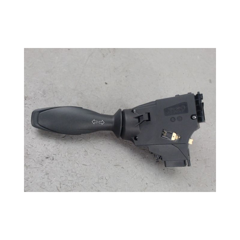 COMMANDE CLIGNOTANT FORD FIESTA